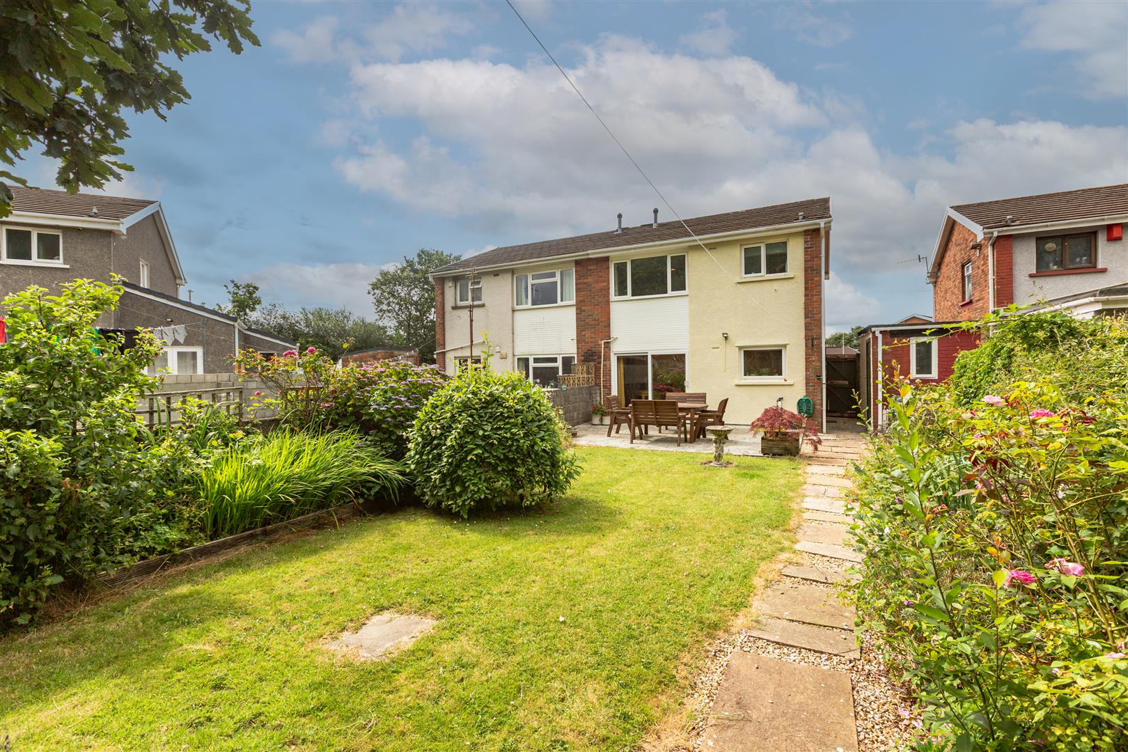 Caegar, Llanelli, SA14 9NR